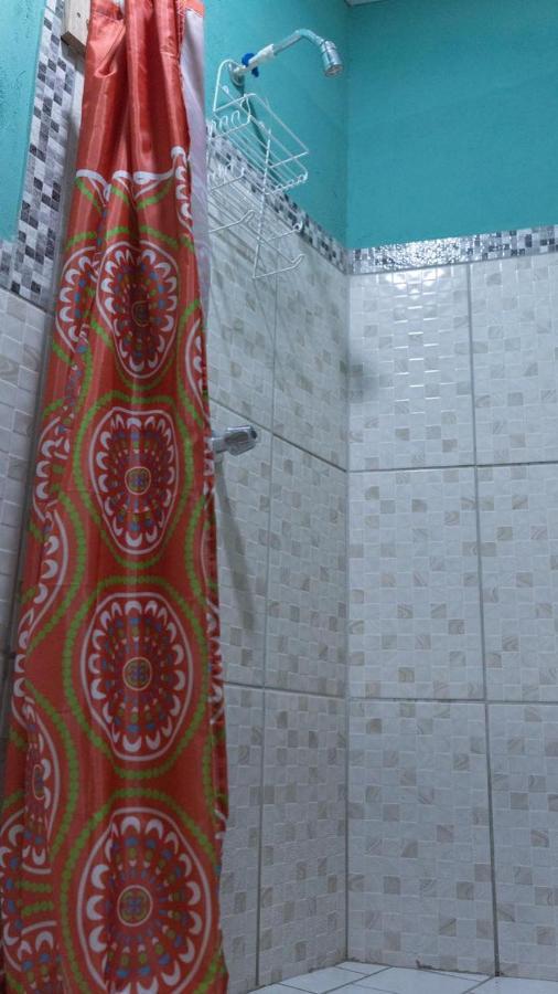 Valerie Emanuel Apartments Bocas Town Luaran gambar