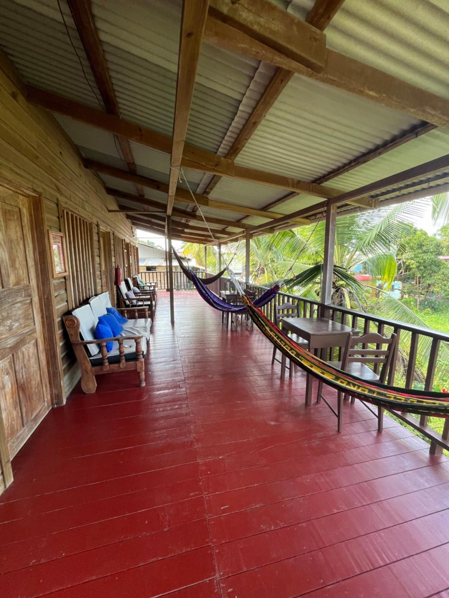Valerie Emanuel Apartments Bocas Town Luaran gambar