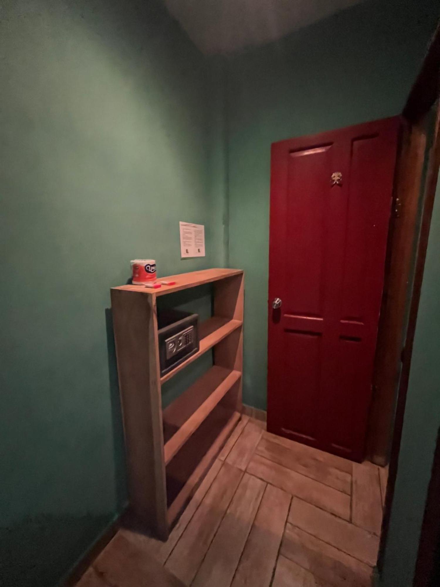 Valerie Emanuel Apartments Bocas Town Luaran gambar