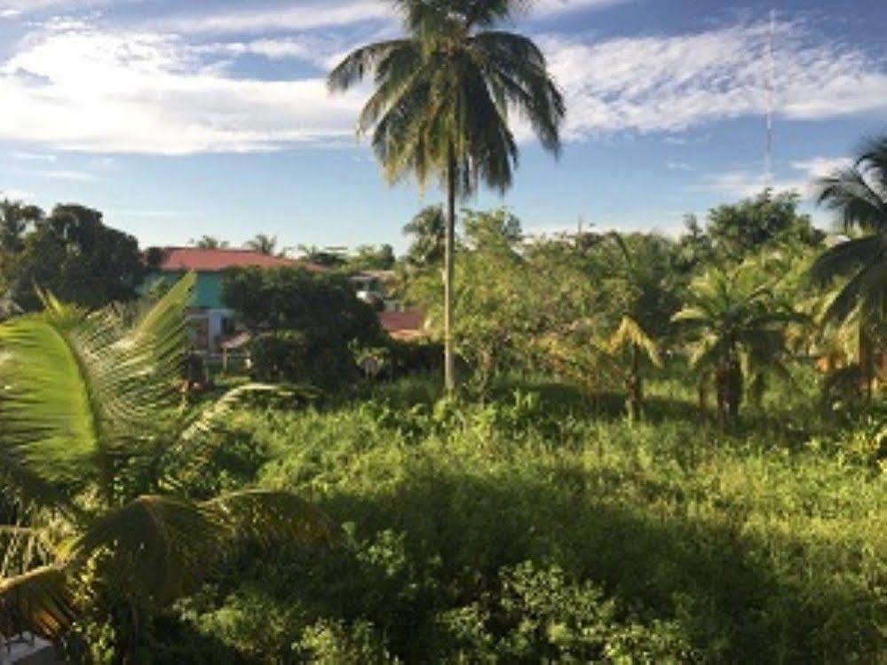 Valerie Emanuel Apartments Bocas Town Luaran gambar